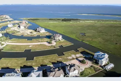 27 Half Moon, Hitchcock, TX 77563 - Photo 13