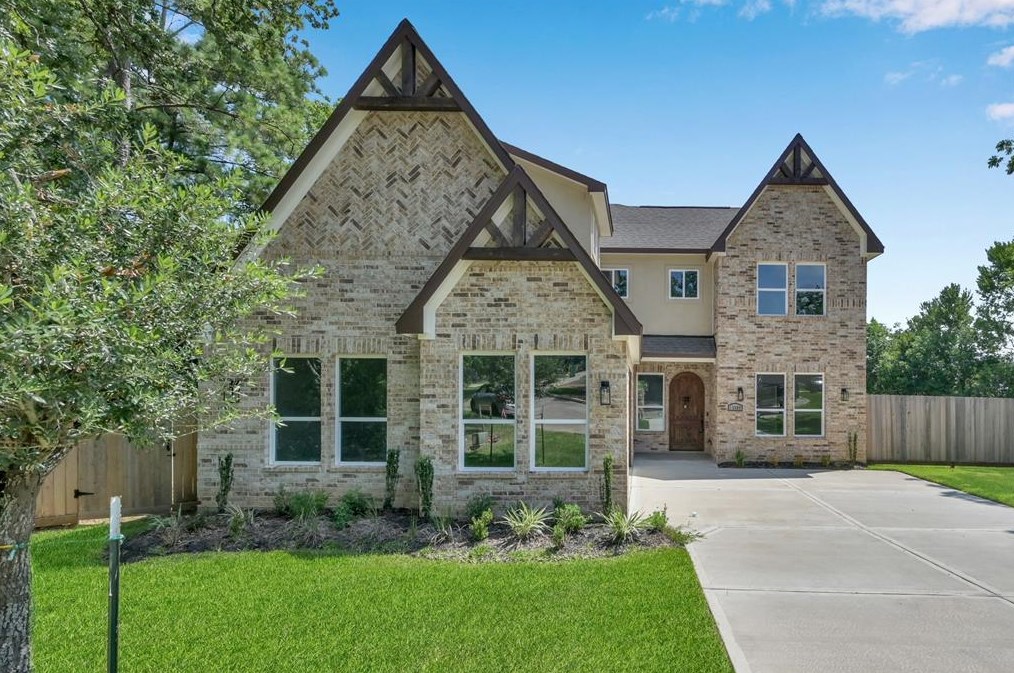 12509 Pebble View Dr, Conroe TX  77304-4233 exterior