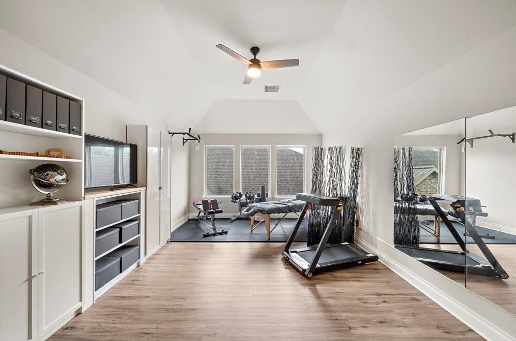 2617 Nightsong Dr, Pearland TX  77584-3736 exterior