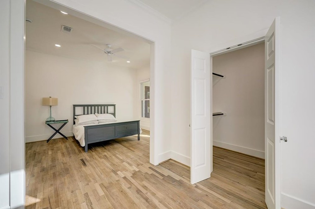 1534 Allston St, Houston TX  77008-4225 exterior