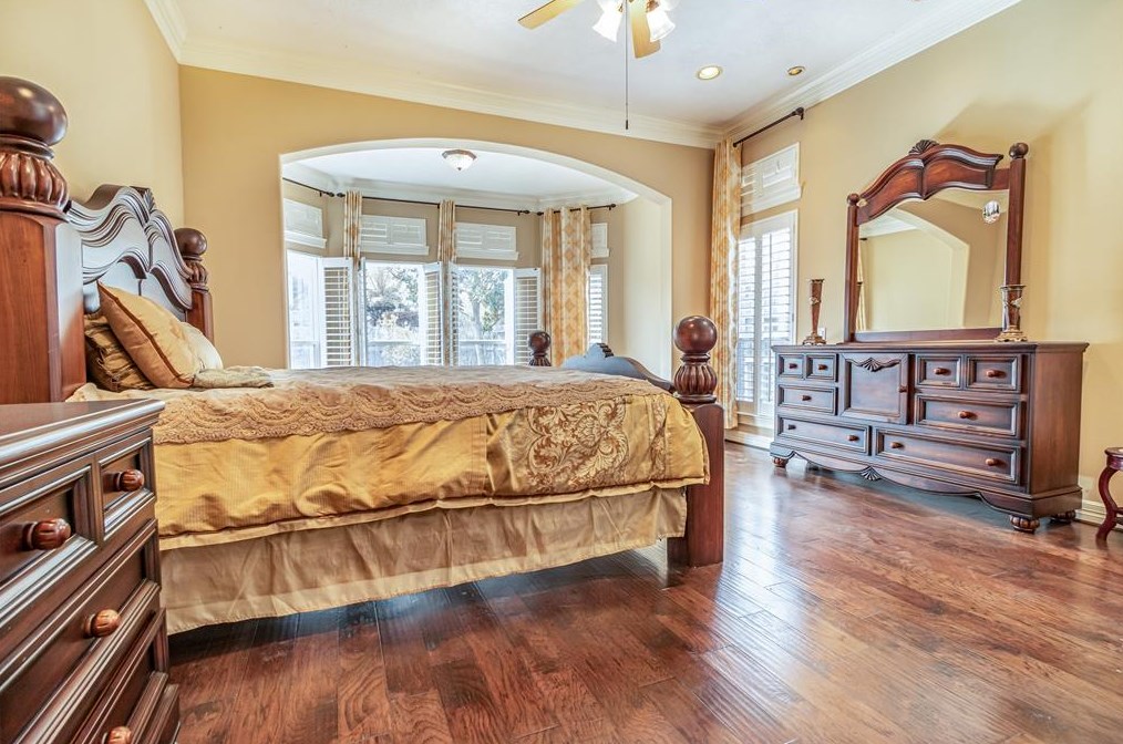 8123 Cranbrook Holw Ln, Houston TX  77095-4946 exterior