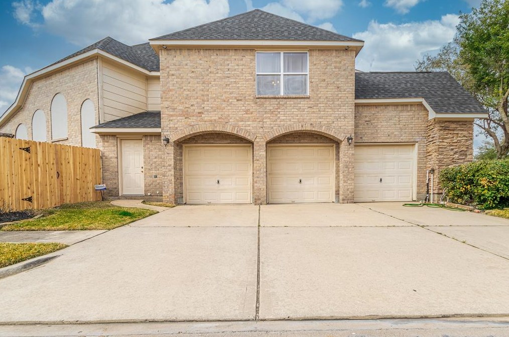 8123 Cranbrook Holw Ln, Houston TX  77095-4946 exterior