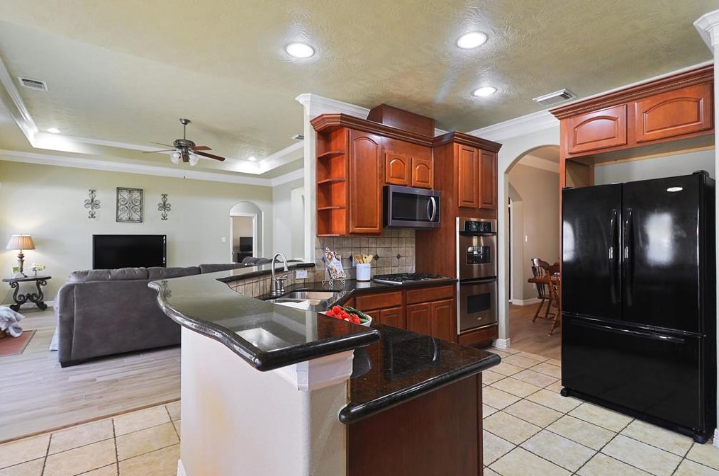 33334 Winsford St, Fulshear TX 77441-4040 exterior