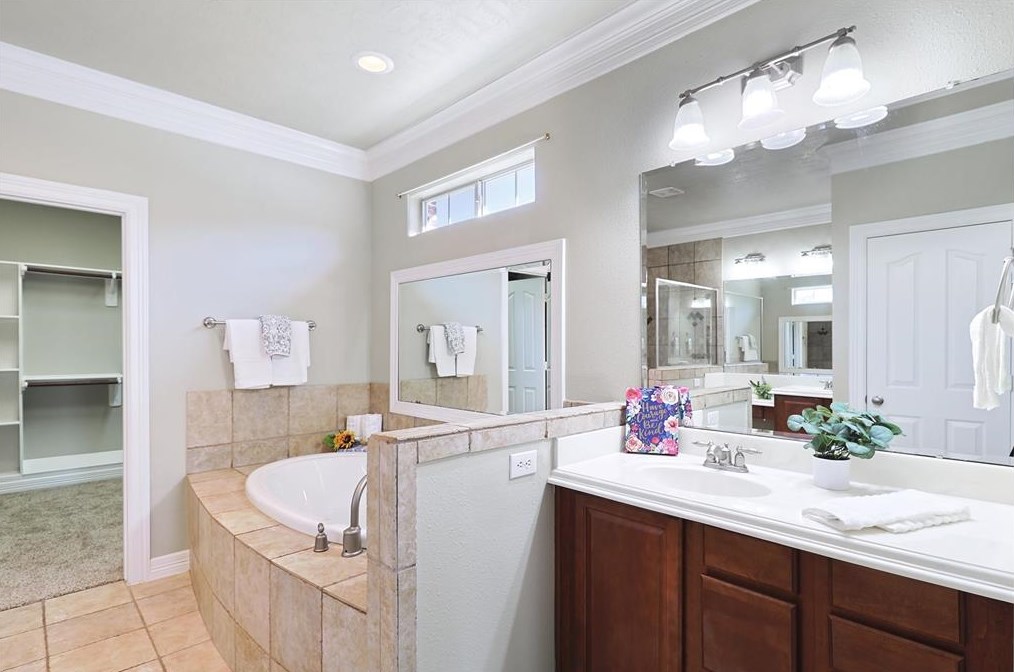 33334 Winsford St, Fulshear TX 77441-4040 exterior