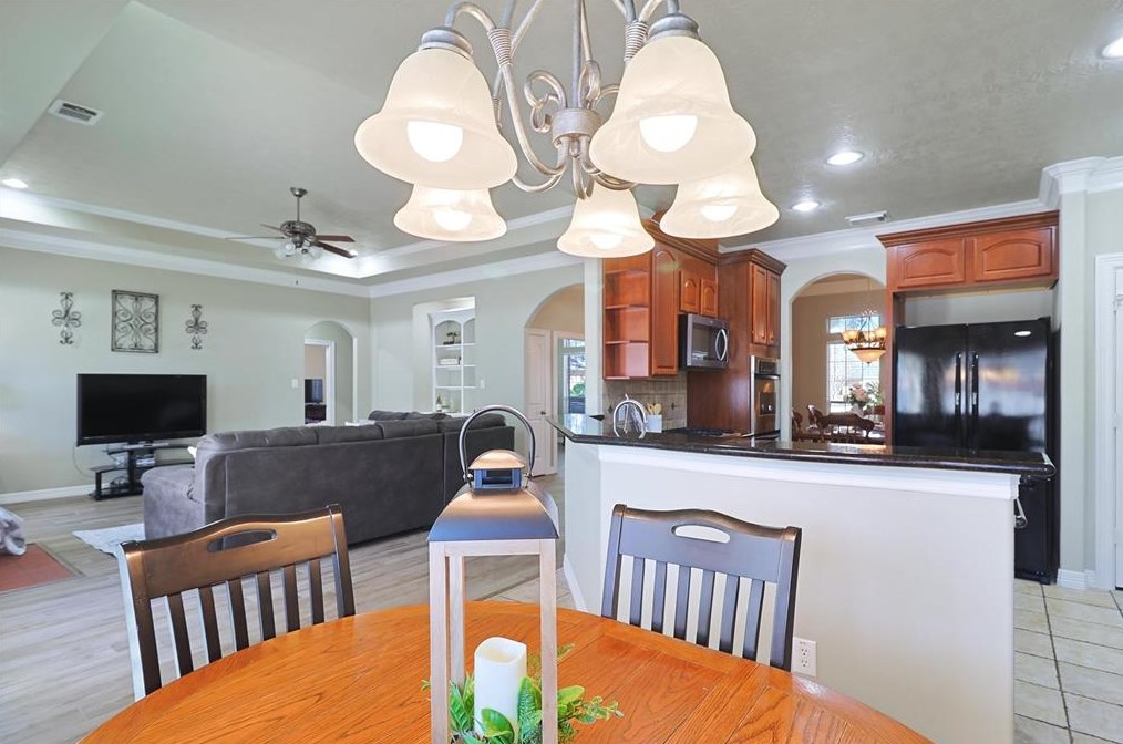 33334 Winsford St, Fulshear TX 77441-4040 exterior