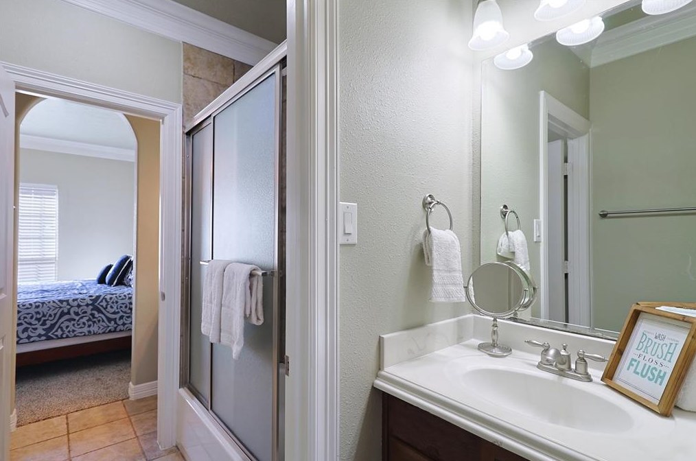 33334 Winsford St, Fulshear TX 77441-4040 exterior