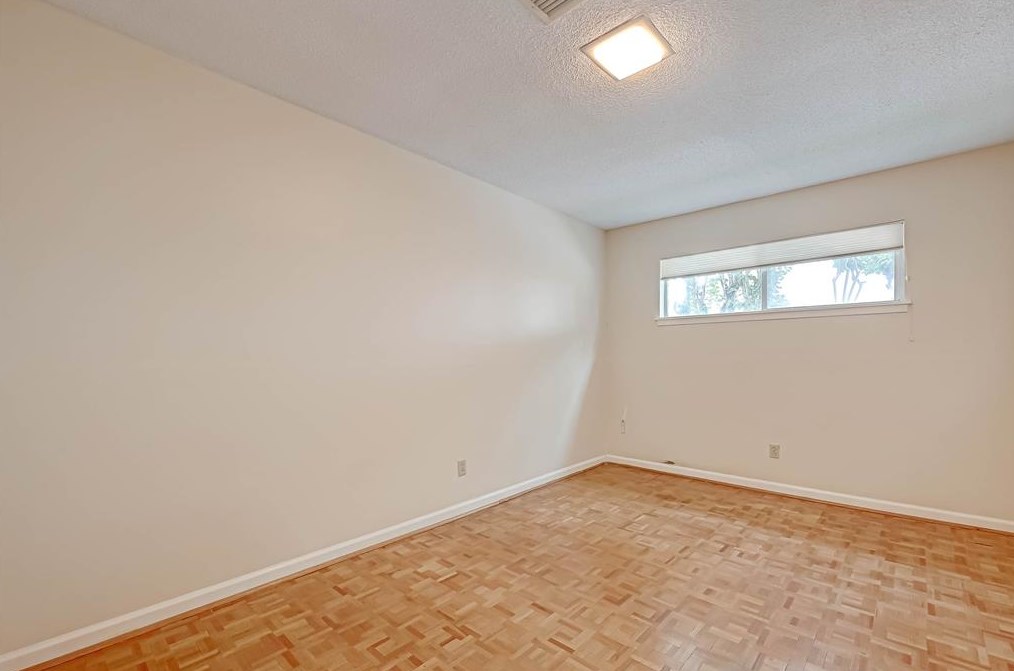 5626 Jackwood, Houston TX  77074-7738 exterior