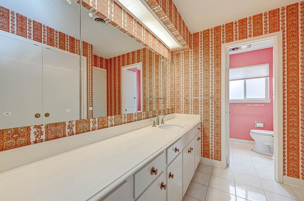 5626 Jackwood, Houston TX  77074-7738 exterior