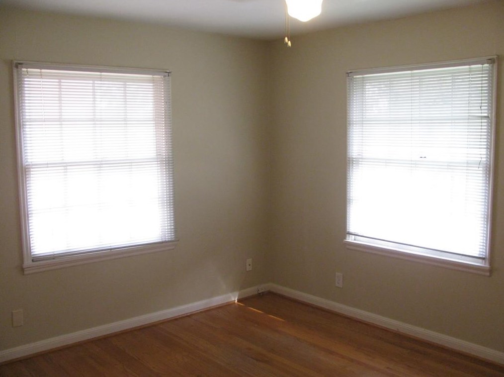 1750 Wroxton Ct, Houston TX  77005-1717 exterior
