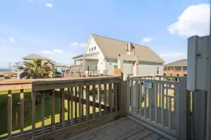 929 Bahama Dr, Crystal Beach, TX 77650 - Photo 33