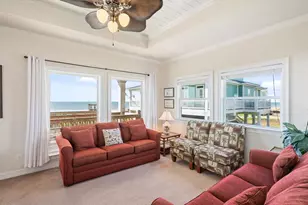 929 Bahama Dr, Crystal Beach, TX 77650 - Photo 5