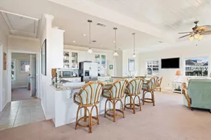 929 Bahama Dr, Crystal Beach, TX 77650 - Photo 9