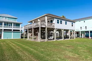 929 Bahama Dr, Crystal Beach, TX 77650 - Photo 35