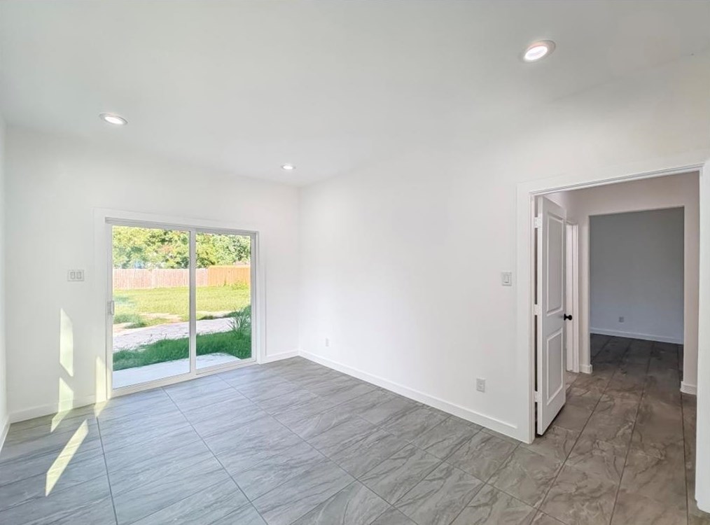 8721 Allwood St, Houston TX  77016-5425 exterior