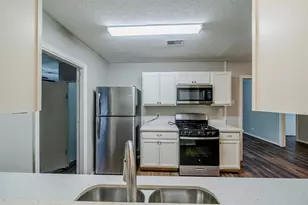 7226 Gore Dr, Houston, TX 77016 - Photo 5