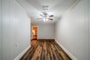 7226 Gore Dr, Houston, TX 77016 - Photo 11