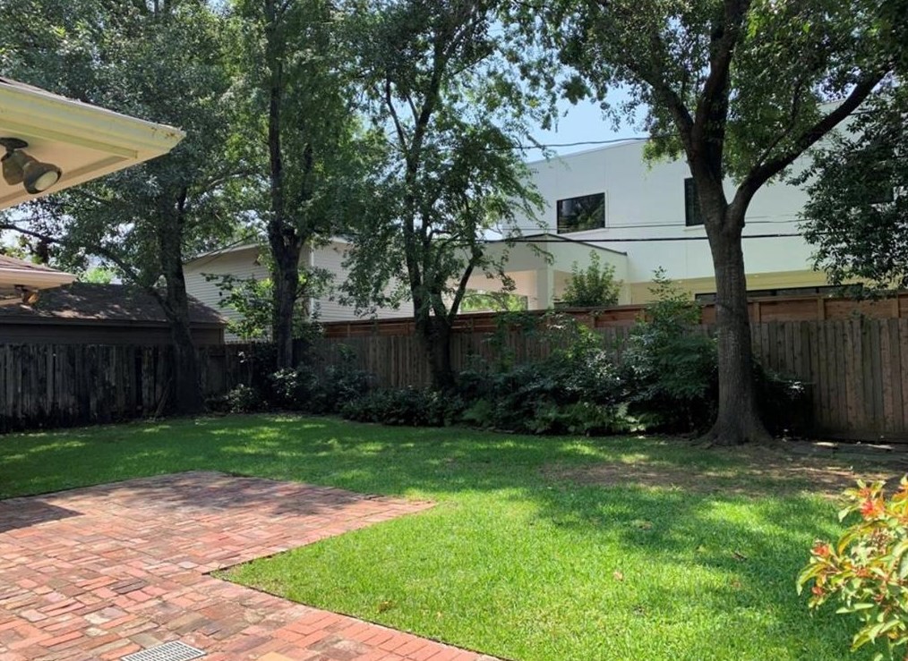 3919 Main St, Houston TX  77035-6542 exterior