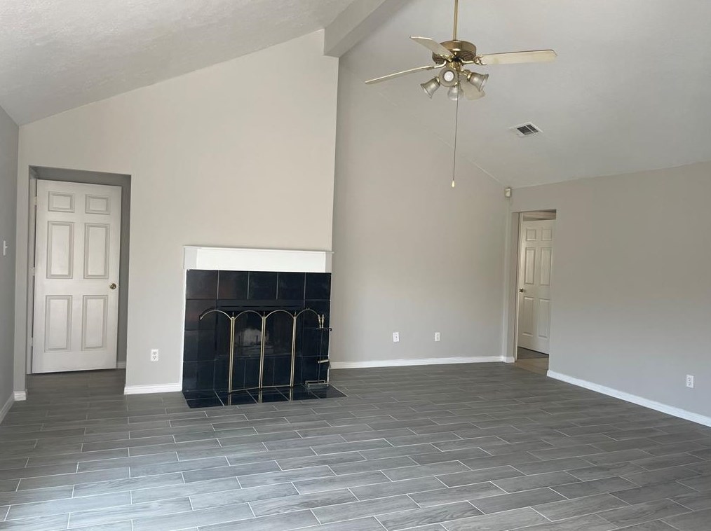 4022 Leighann Lane Dr, Houston TX  77047-6742 exterior