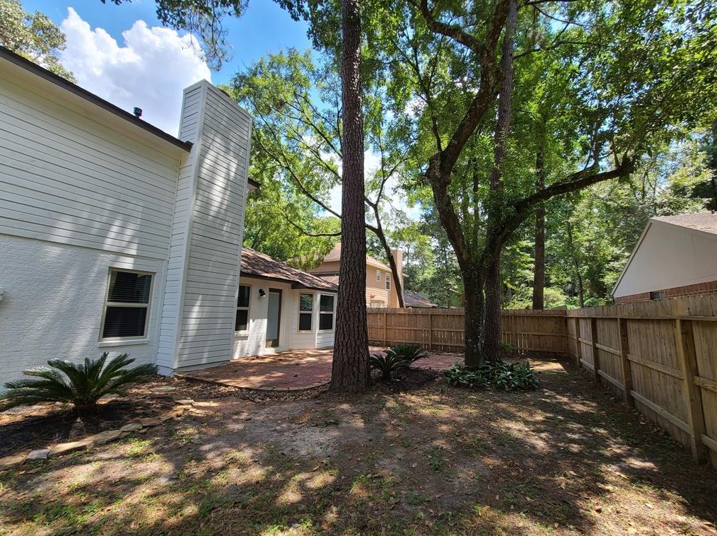 2 Greenbud Ct, Spring TX  77380-2815 exterior