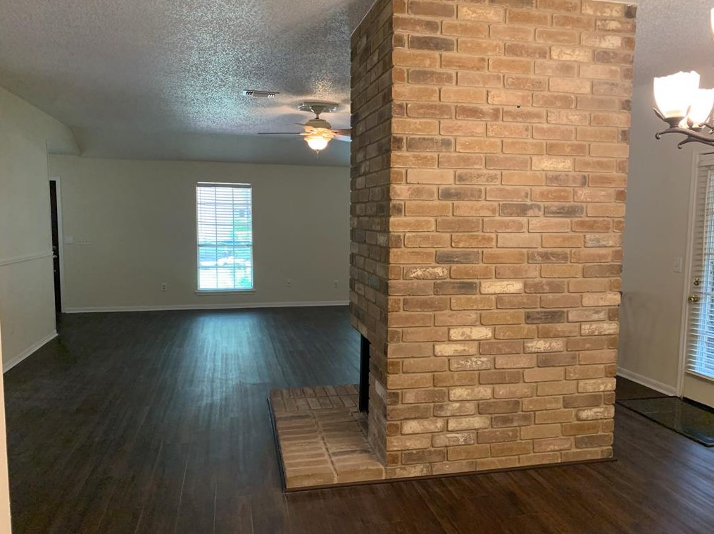 75 Rockridge Dr, Spring TX  77381-3239 exterior