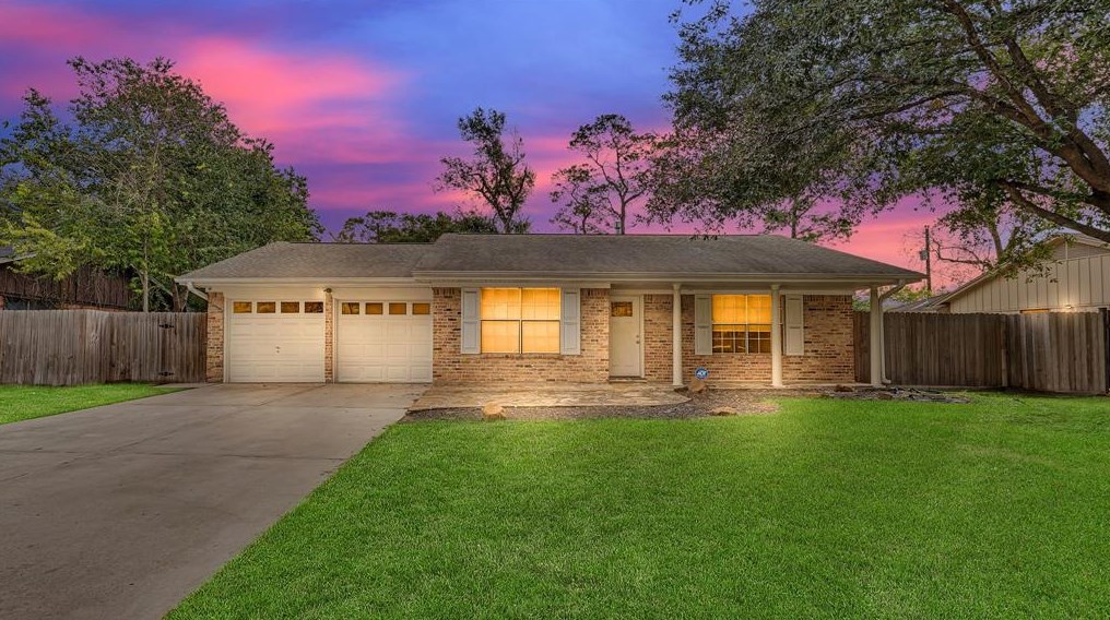 435 Castlebar Ct, Houston TX  77015-3051 exterior