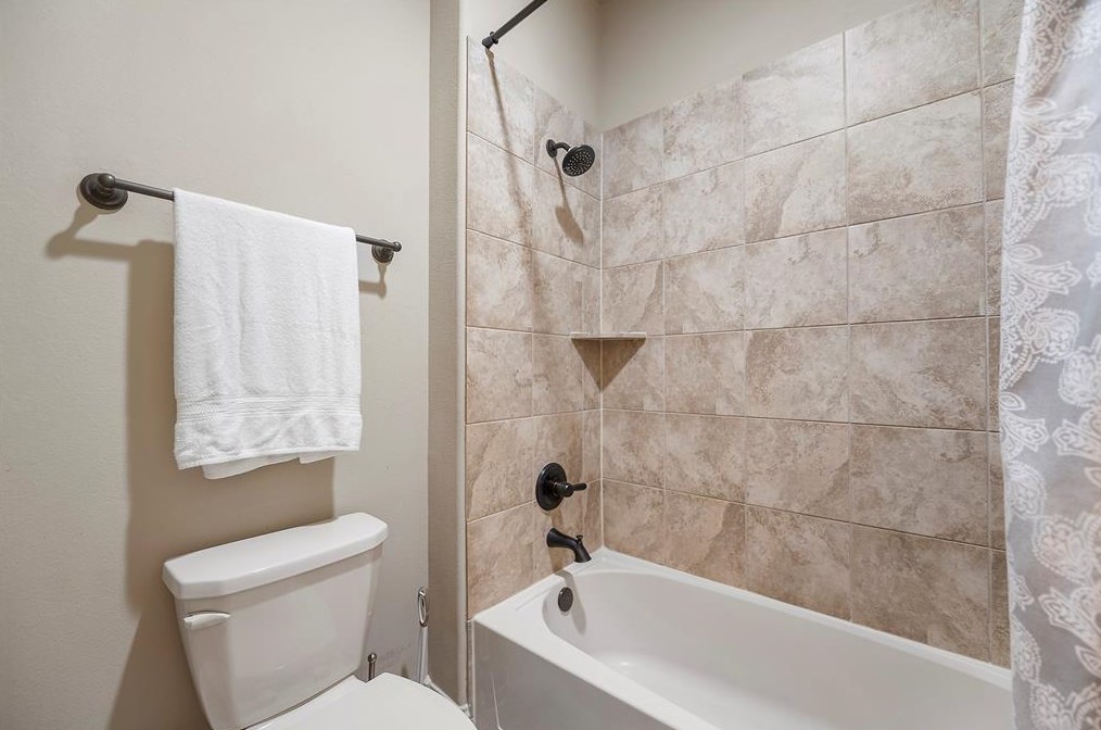 23622 Certosa Dr, Richmond TX 77406-5411 exterior