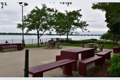 8330 E Jefferson Ave, Detroit, MI 48214 - Photo 5