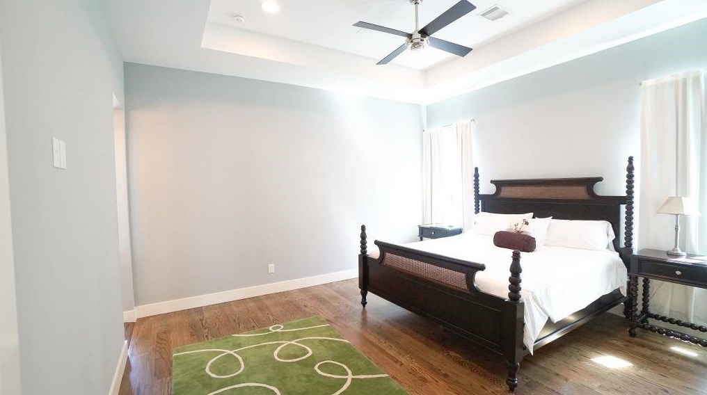 964 Judiway, Houston TX  77018-6202 exterior
