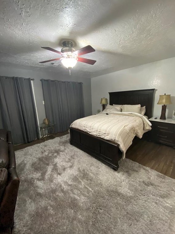 7634 Antoine Dr, Houston TX  77066-4444 exterior