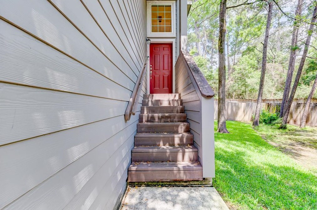 82 Marble Rock Pl, Spring TX  77382-5366 exterior