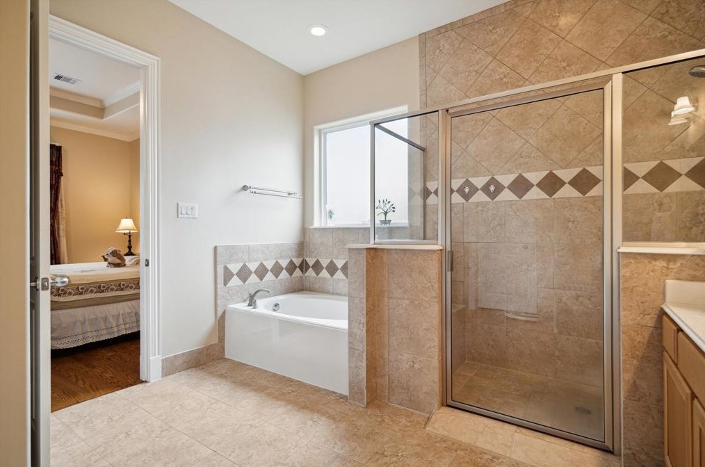 801 Pizer St, Houston TX  77009-5252 exterior