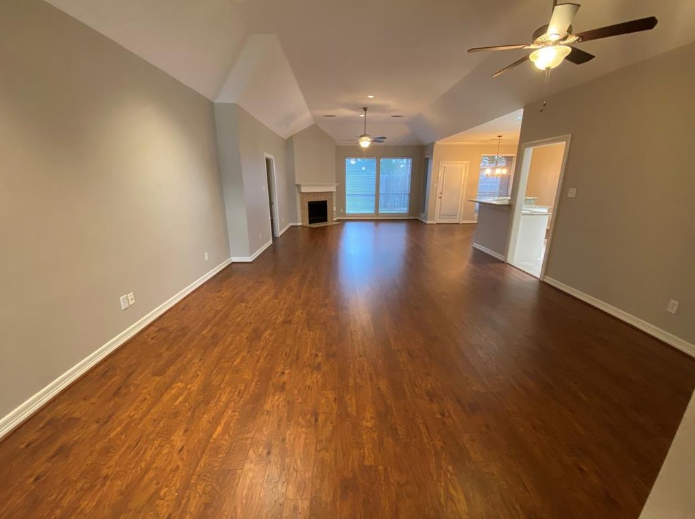 1927 Emerald Green Dr, Houston TX  77094-3461 exterior