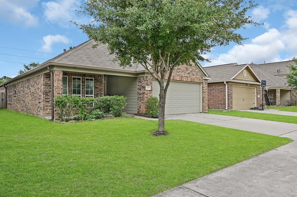 20039 Sunshine Ridge Ln, Cypress TX  77429-3384 exterior