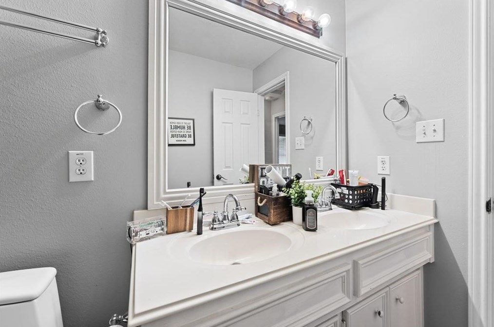 17315 Sparrow Way Ct, Houston TX 77095-1449 exterior