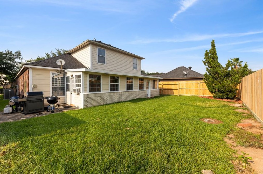 17315 Sparrow Way Ct, Houston TX 77095-1449 exterior