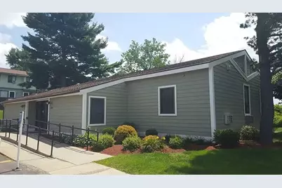 360 1/2 Tokeneke Rd, Holyoke, MA 01040 - Photo 1