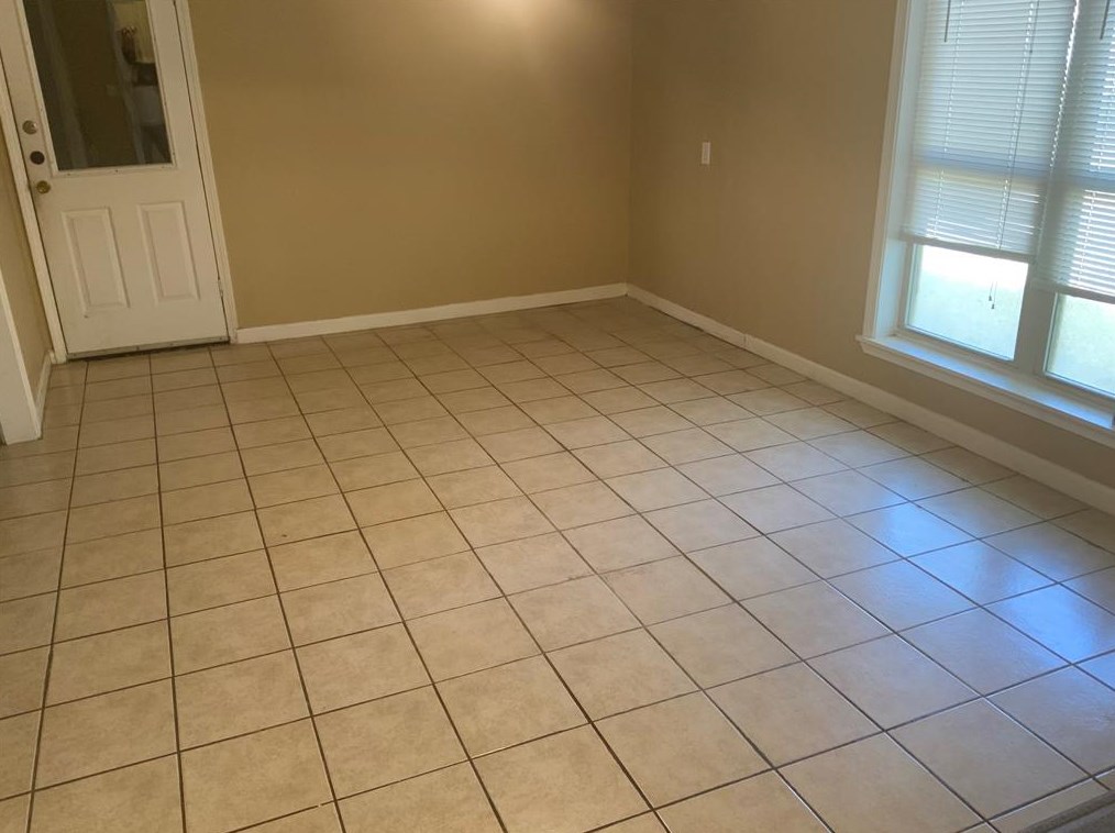 4906 Monteith Dr, Spring TX  77373-6943 exterior