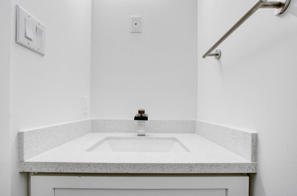 4512 Brinkley St, Houston TX  77051-2854 exterior