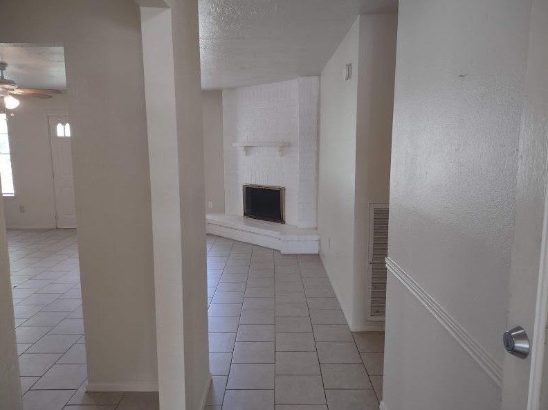 9730 Appleridge Dr, Houston TX  77070-5002 exterior