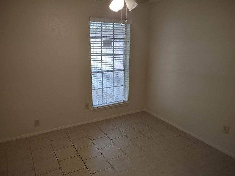 9730 Appleridge Dr, Houston TX  77070-4704 exterior