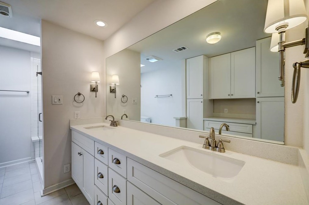 7915 Greenbush St, Houston TX  77025-3827 exterior