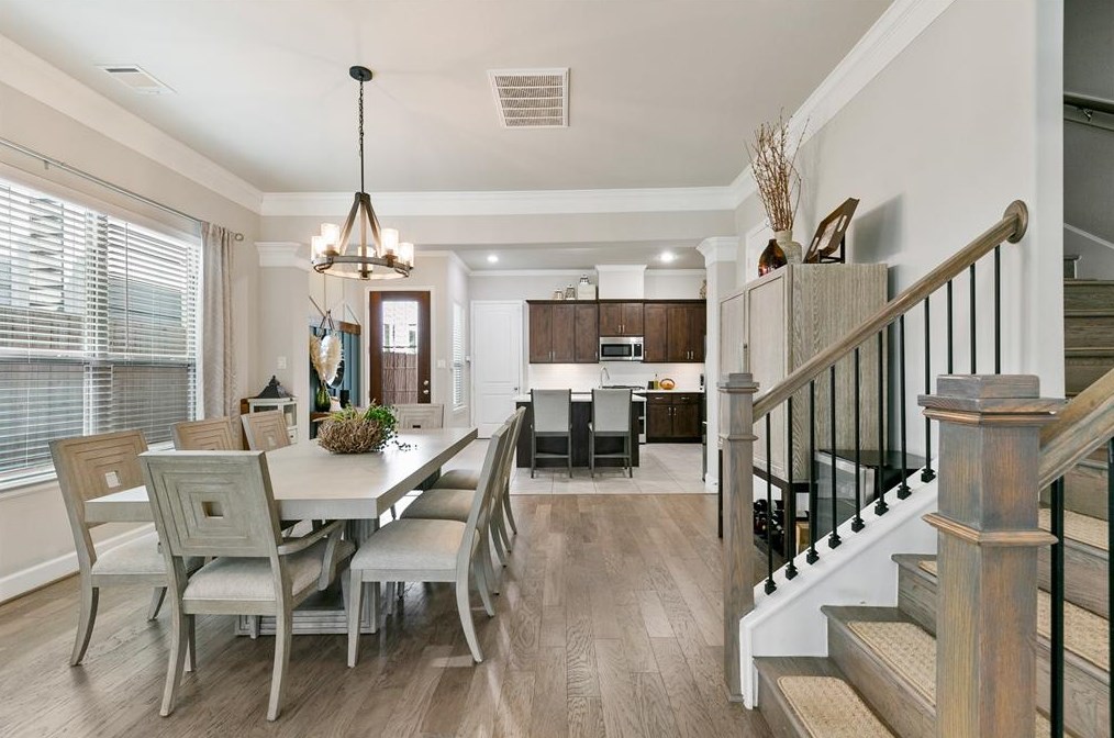 5109 Darling St, Houston TX  77007-2753 exterior
