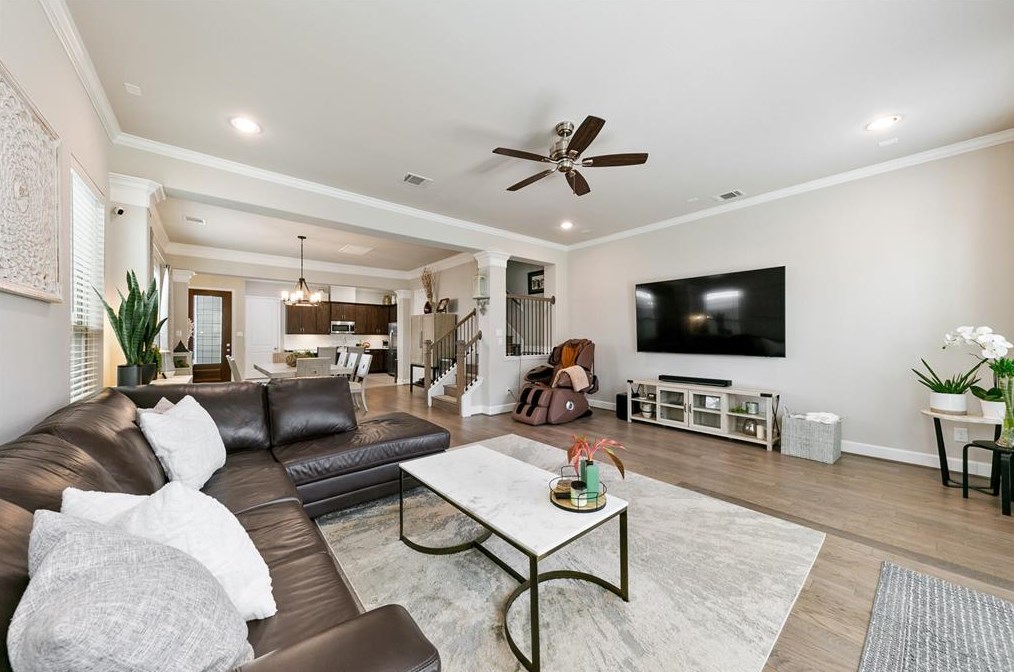 5109 Darling St, Houston TX  77007-2753 exterior