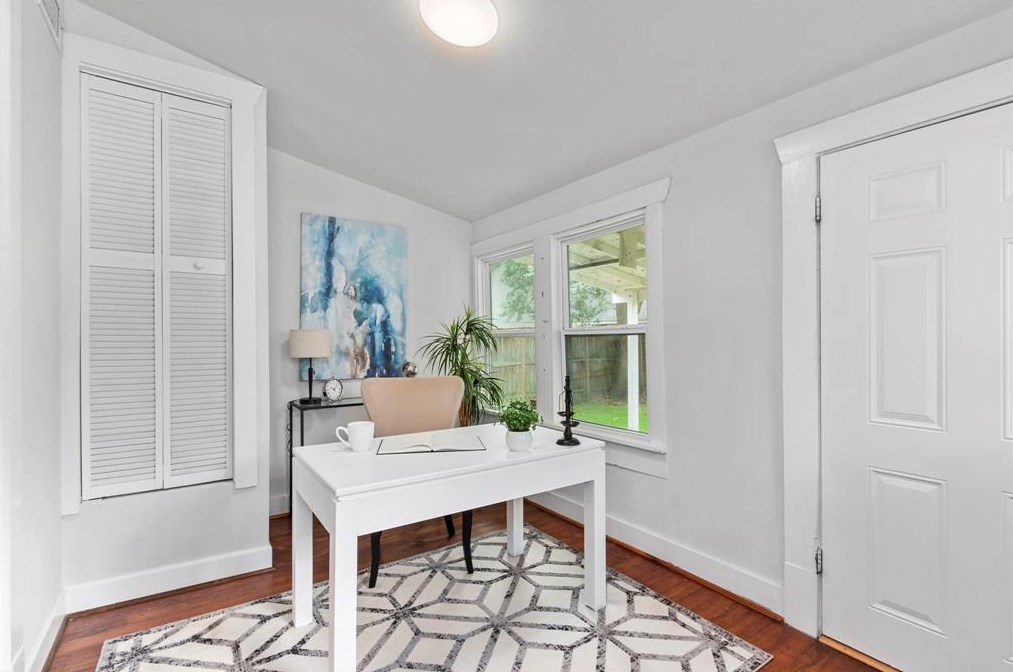 306 13 St, Houston TX  77008-7145 exterior