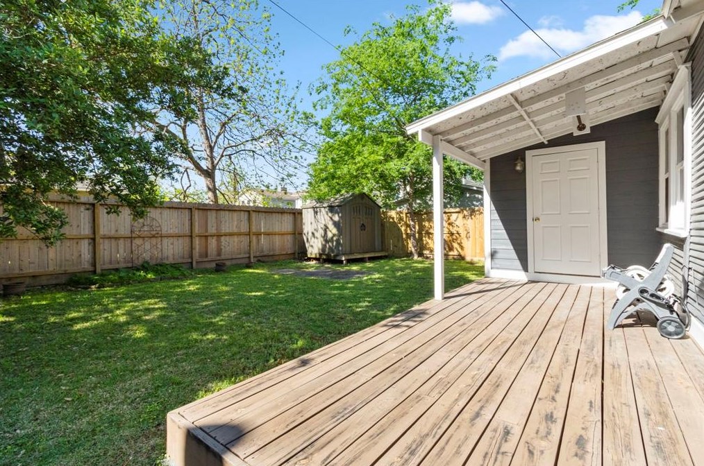 306 13 St, Houston TX  77008-7145 exterior