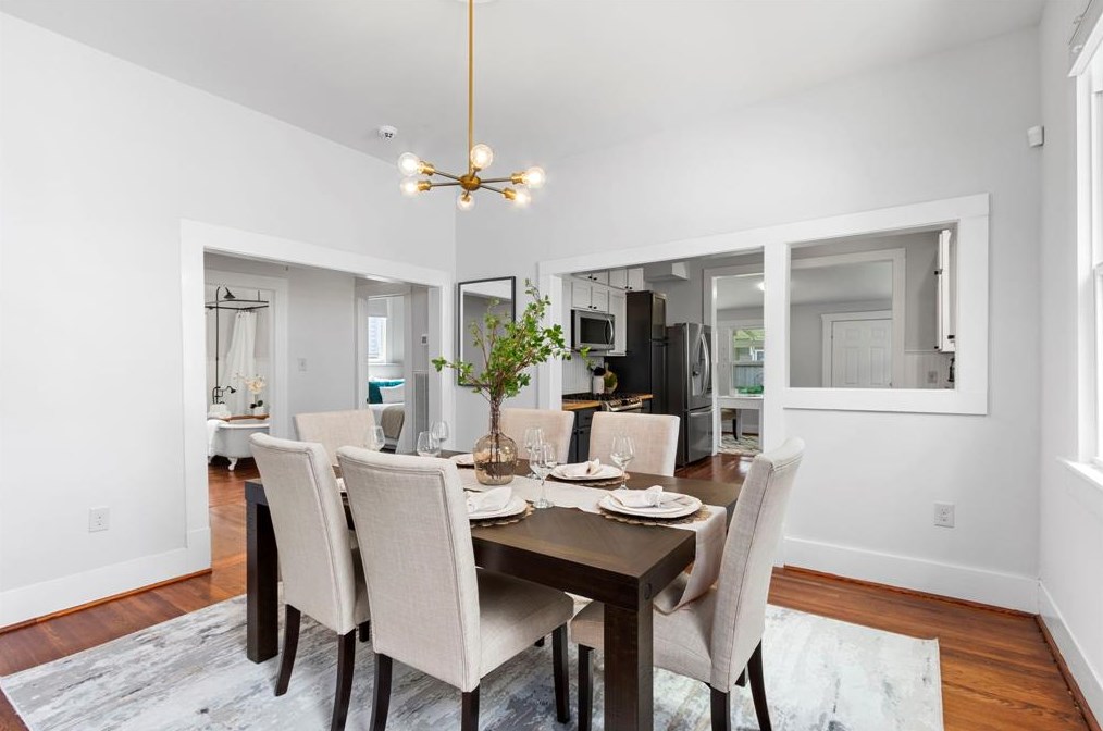 306 13 St, Houston TX  77008-7145 exterior