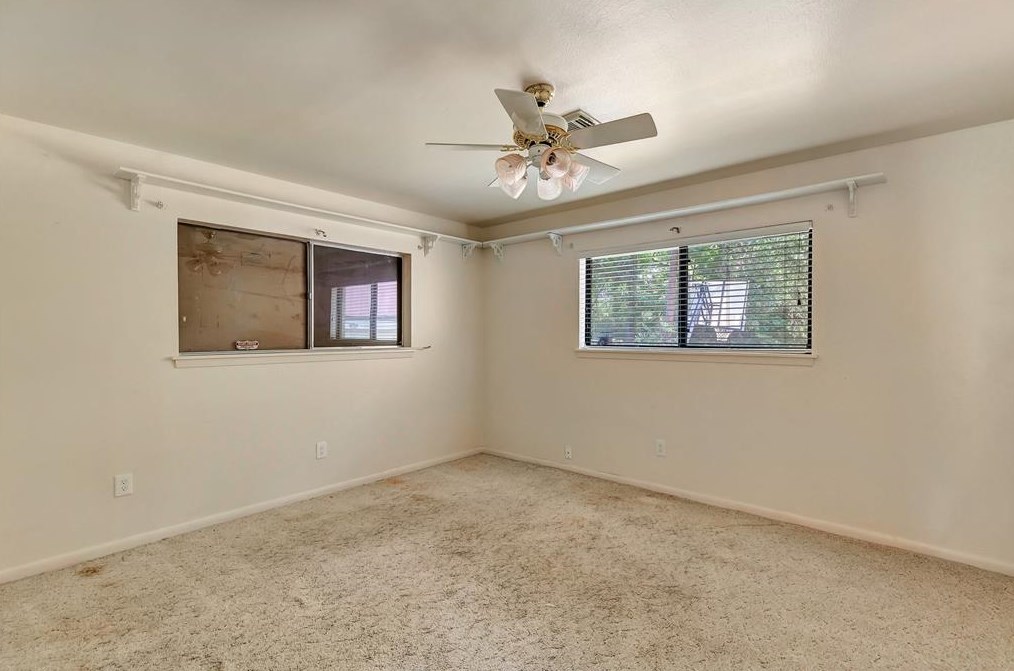 12415 Eastbrook Dr, Houston TX  77013-5011 exterior