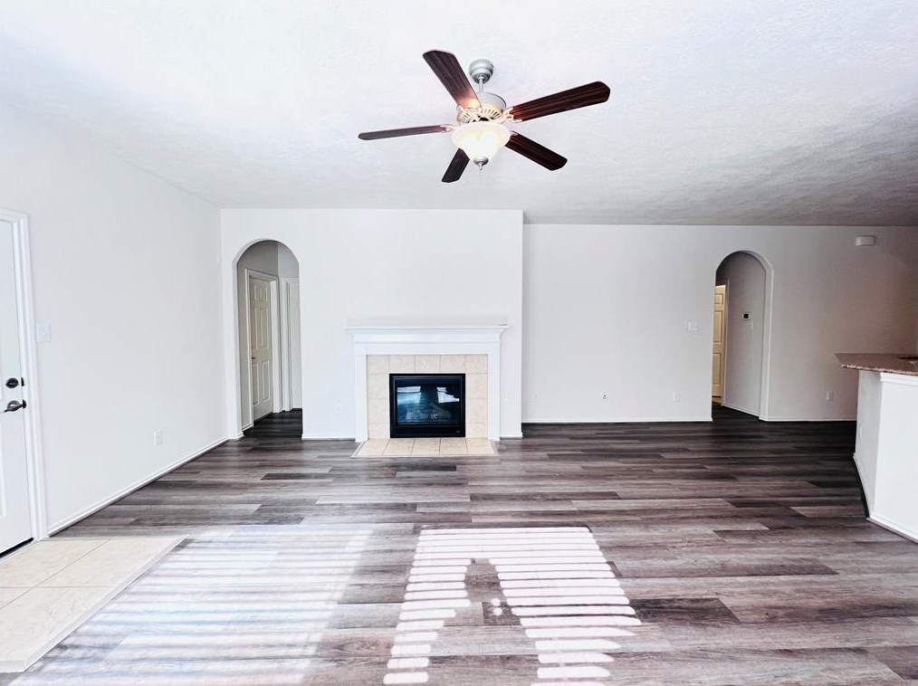 6118 Summerfield Glade Ln, Katy TX  77494-5055 exterior