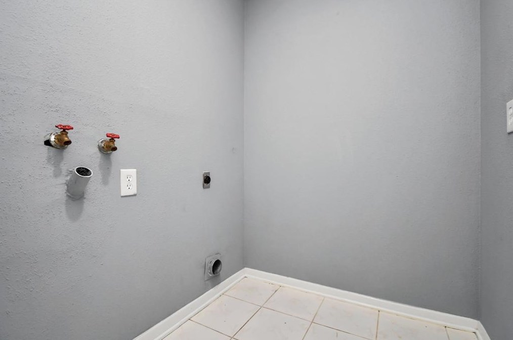 7018 Marisol Dr, Houston TX  77083-2306 exterior