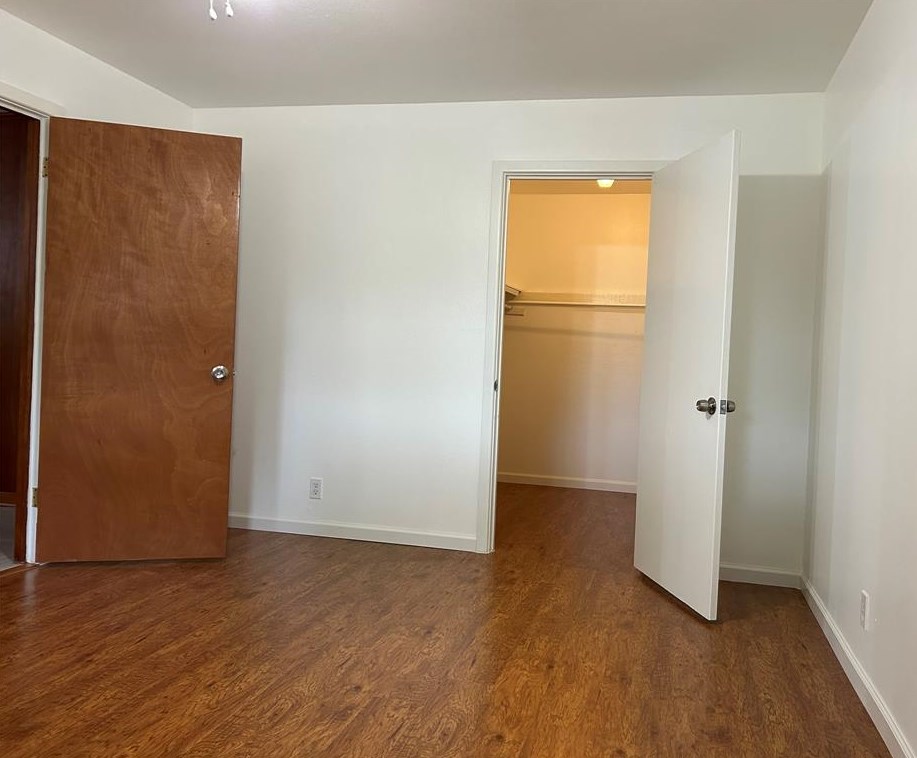 7035 Leader St, Houston TX  77074-4916 exterior